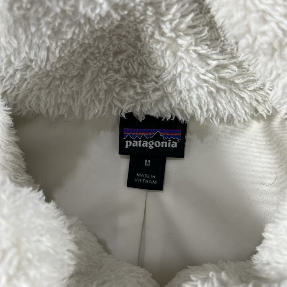 Patagonia Women’s Los Gatos Fleece Vest Birch White Cream STY25216 Size Medium - Picture 3 of 11
